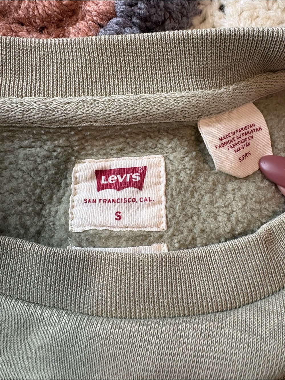 Levi's The Original San Francisco Graphic Crewneck Sweatshirt Sage Green Small - Picture 3 of 5